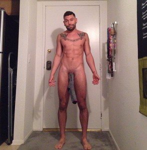 xcock-in-a-sock-photos_just-hanging-out.jpg.pagespeed.ic._hkjeDk7Kf